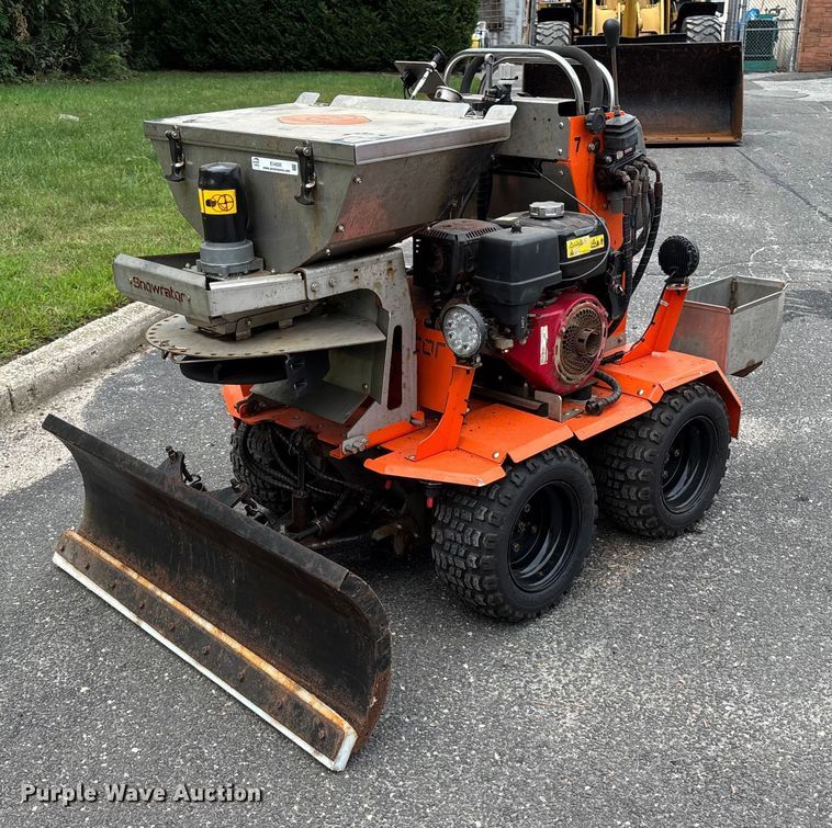 image for item EV4020 Zx4 Snowrator snow pusher