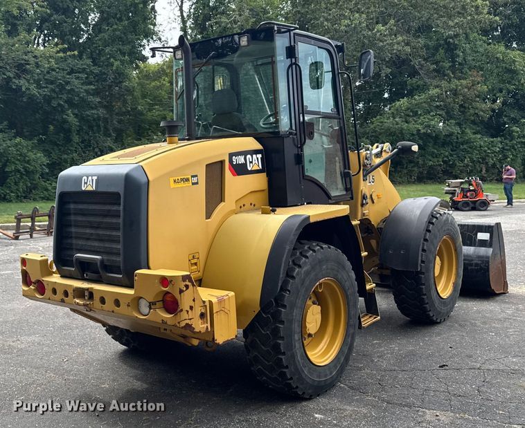 CARGADOR FRONTAL 2015 CATERPILLAR 910K