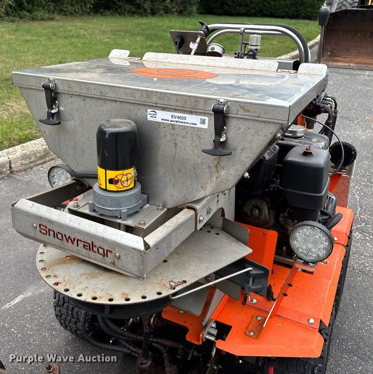 image for item EV4025 Zx4 Snowrator snow pusher