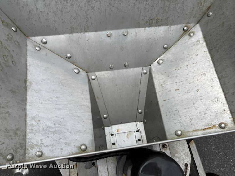 image for item EV4025 Zx4 Snowrator snow pusher