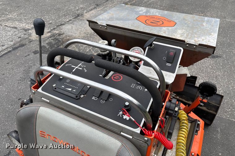 image for item EV4025 Zx4 Snowrator snow pusher