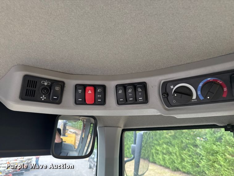 image for item EV4028 2017 Caterpillar 926M wheel loader