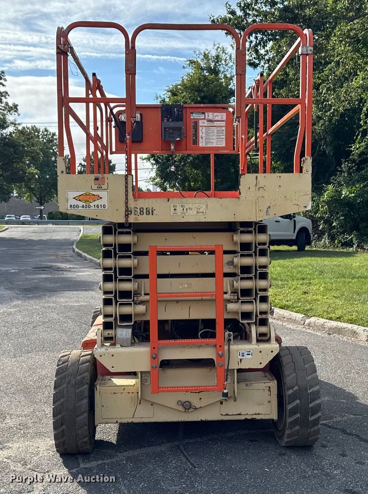 image for item EV4037 2009 JLG 4069LE scissor lift
