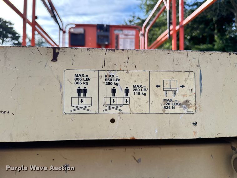 image for item EV4037 2009 JLG 4069LE scissor lift