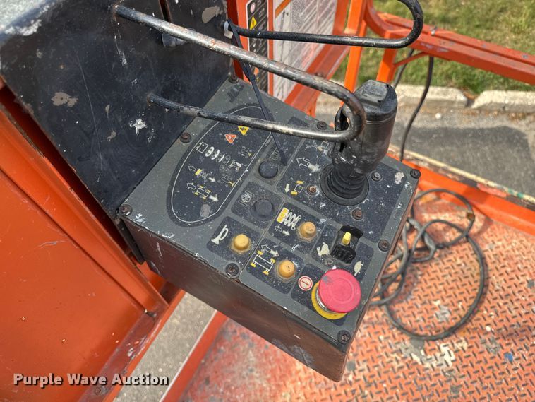 image for item EV4037 2009 JLG 4069LE scissor lift