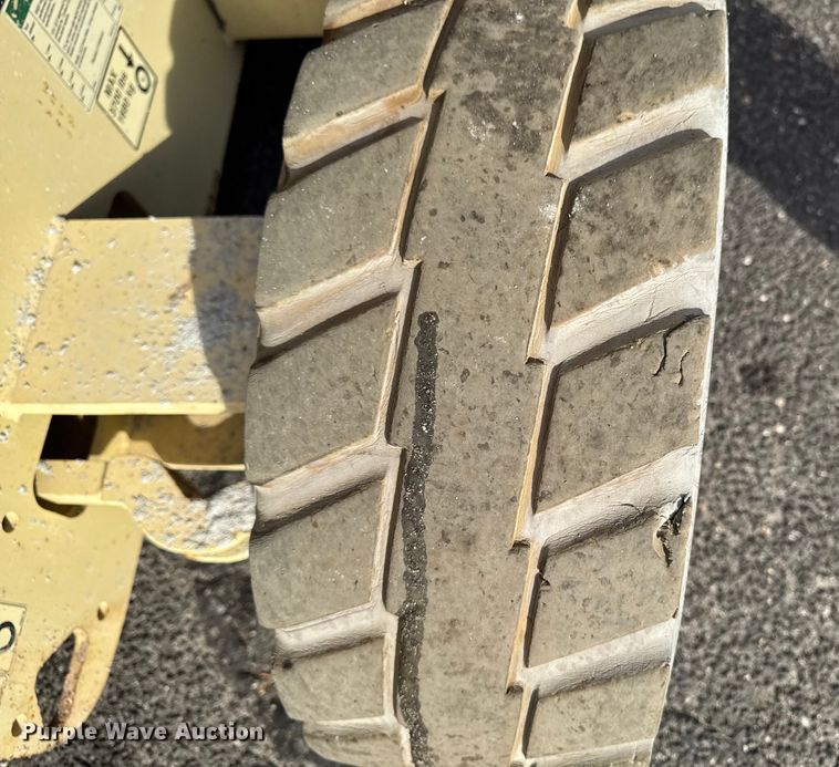 image for item EV4037 2009 JLG 4069LE scissor lift