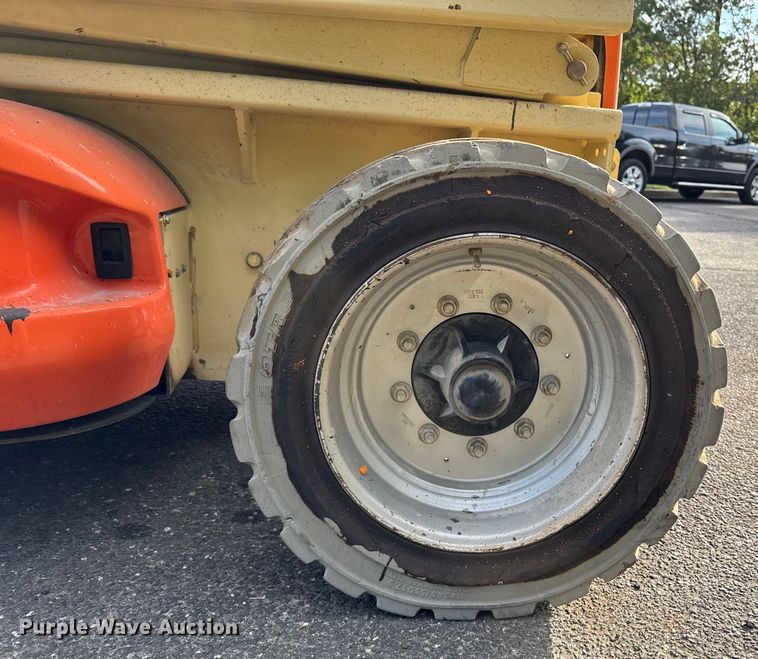 image for item EV4037 2009 JLG 4069LE scissor lift