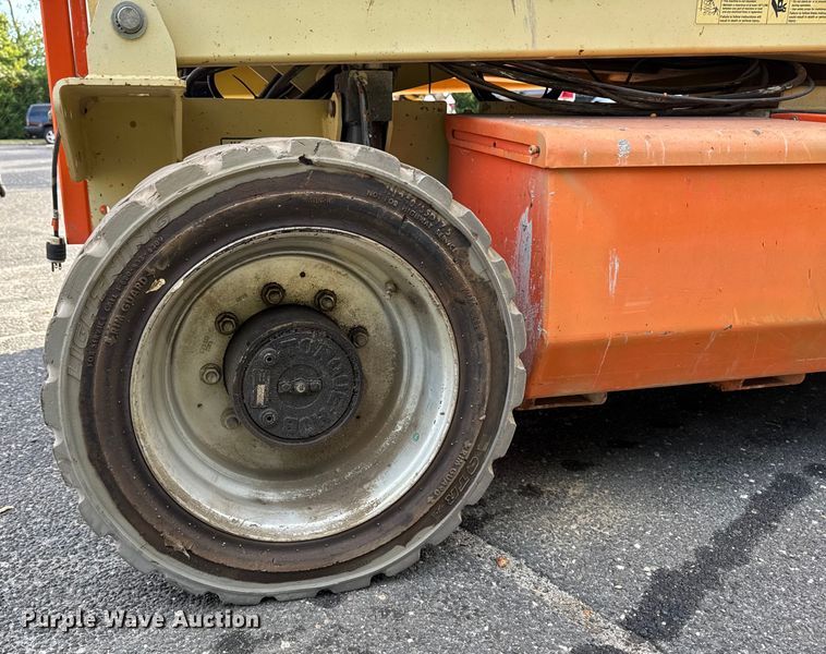 image for item EV4037 2009 JLG 4069LE scissor lift