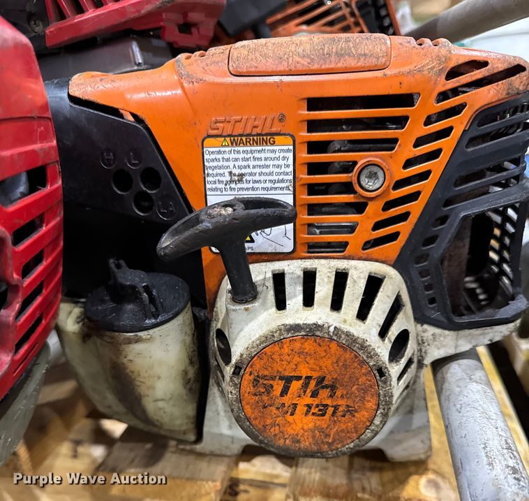 image for item EV4040 (12) string trimmers