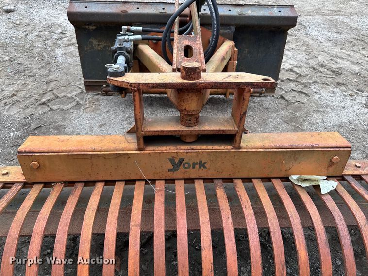image for item EV4043 York R1 skid steer rake