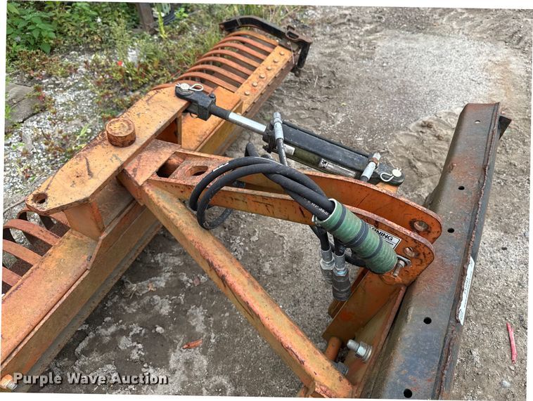 image for item EV4043 York R1 skid steer rake