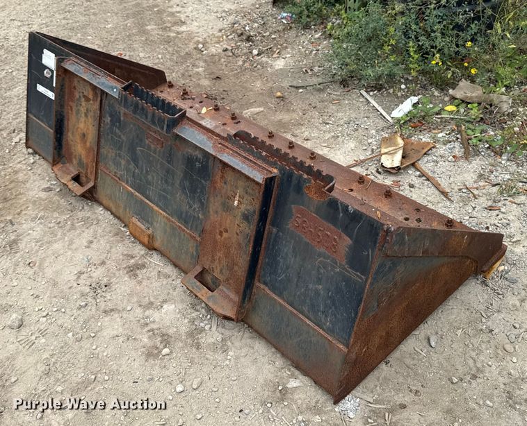 image for item EV4045 CAT 279-5372 skid steer bucket