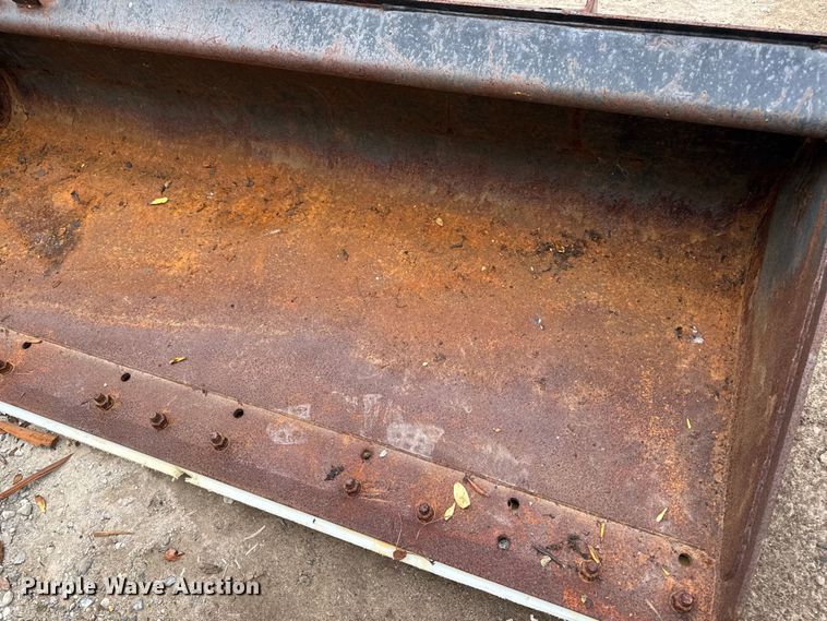 image for item EV4045 CAT 279-5372 skid steer bucket