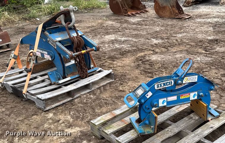 image for item EV4053 (2) excavator clamps