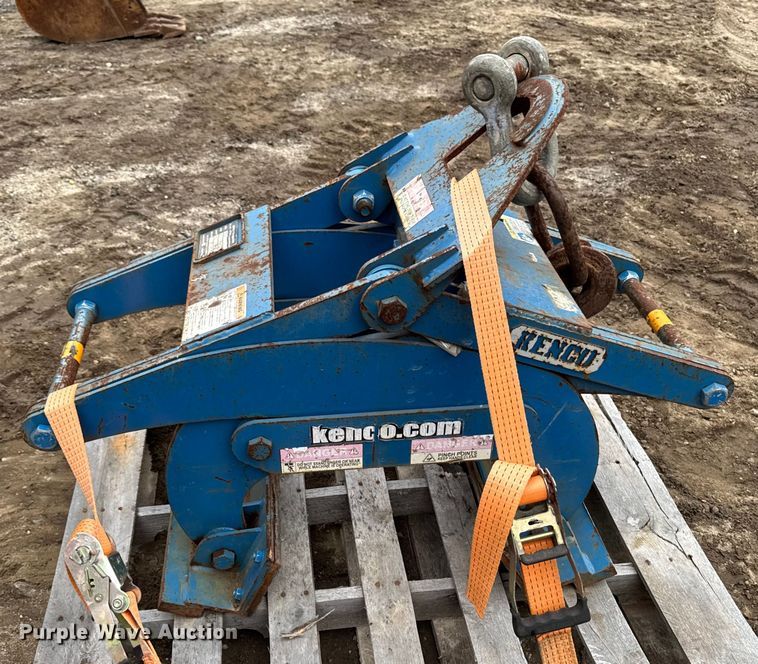 image for item EV4053 (2) excavator clamps