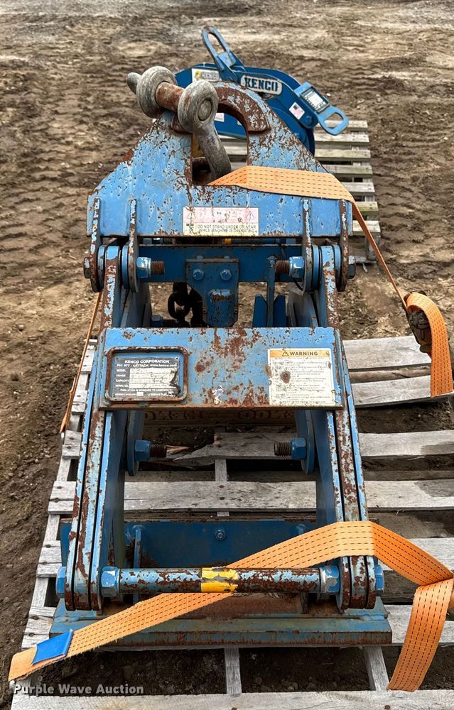 image for item EV4053 (2) excavator clamps