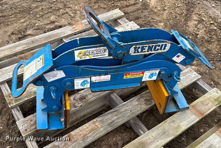 image for item EV4053 (2) excavator clamps