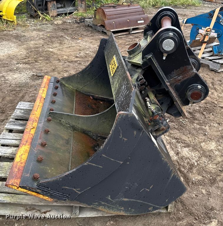 image for item EV4054 Diesel Equipment excavator bucket