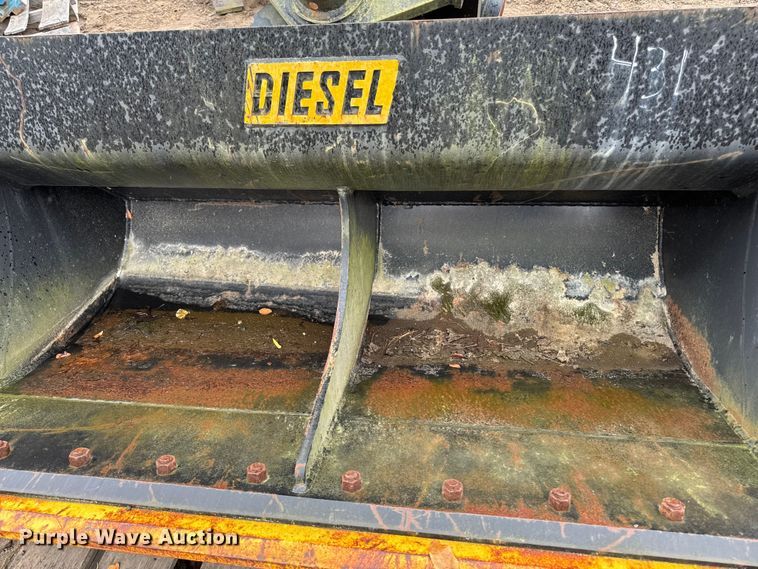 image for item EV4054 Diesel Equipment excavator bucket