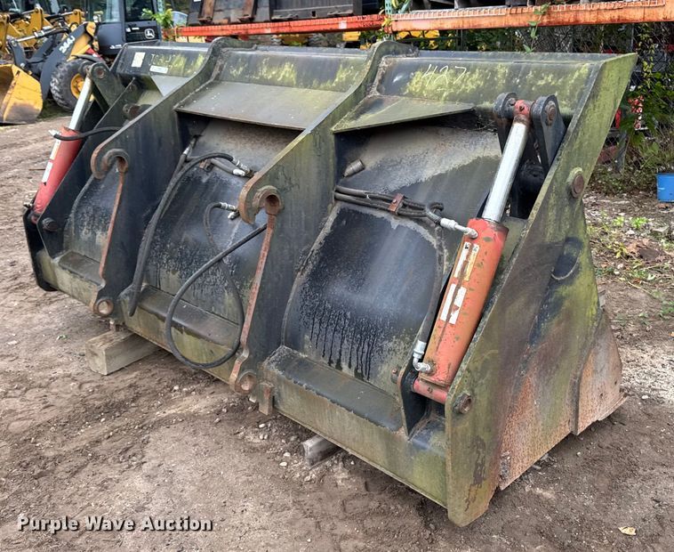 image for item EV4055 Wheel loader four-in-one bucket  