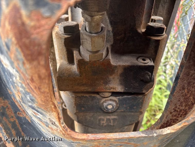 image for item EV4056 2018 Caterpillar H80E breaker