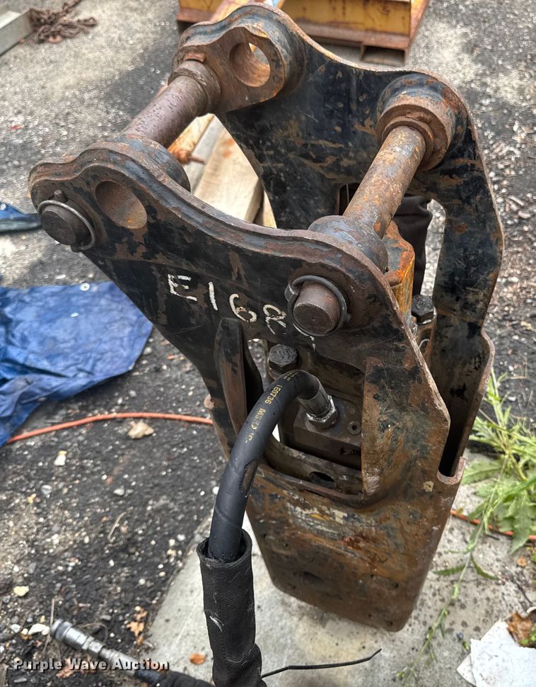 image for item EV4057 Caterpillar H65E breaker