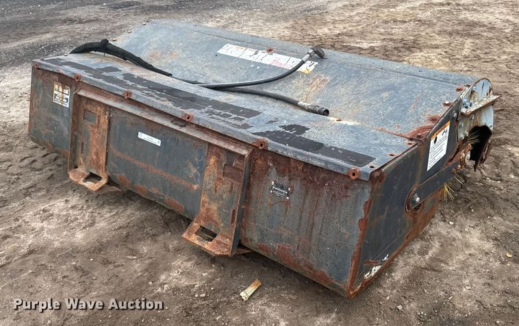 image for item EV4058 2015 Bobcat 84 sweeper skid steer sweeper