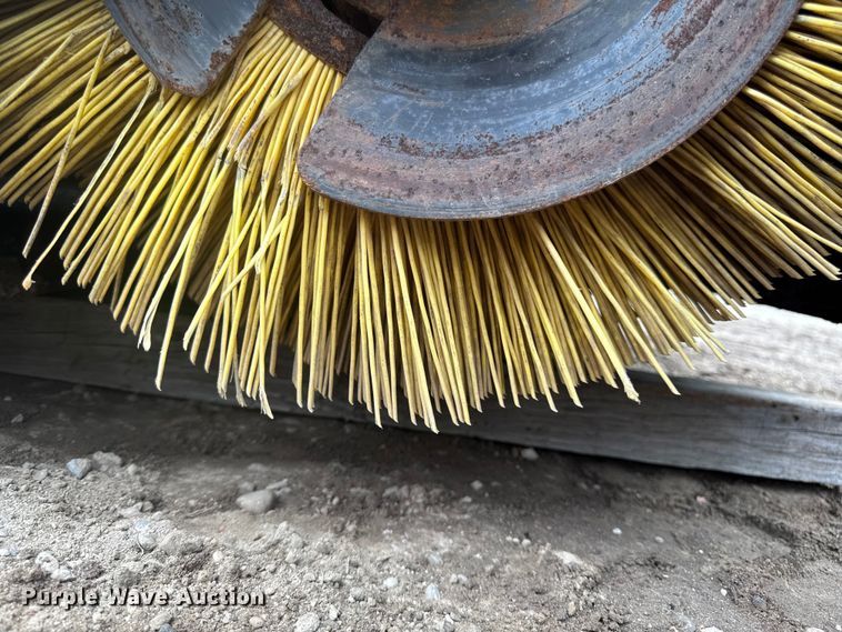 image for item EV4058 2015 Bobcat 84 sweeper skid steer sweeper