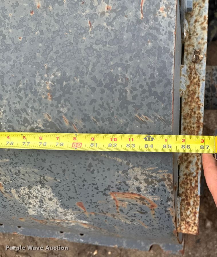 image for item EV4058 2015 Bobcat 84 sweeper skid steer sweeper