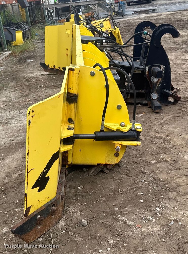 image for item EV4061 Snow wolf Quatro Plow HD QPHD-170 wheel loader snow pusher