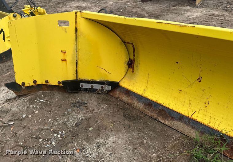 image for item EV4061 Snow wolf Quatro Plow HD QPHD-170 wheel loader snow pusher