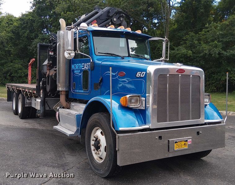 image for item EV4064 2012 Peterbilt 365 crane truck