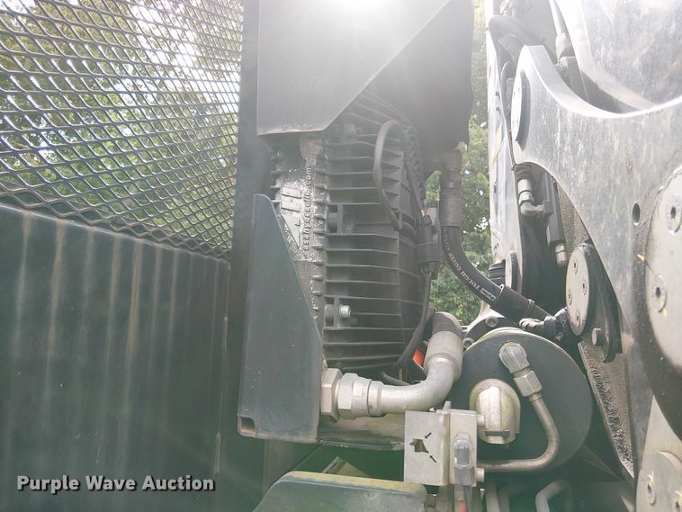 image for item EV4064 2012 Peterbilt 365 crane truck