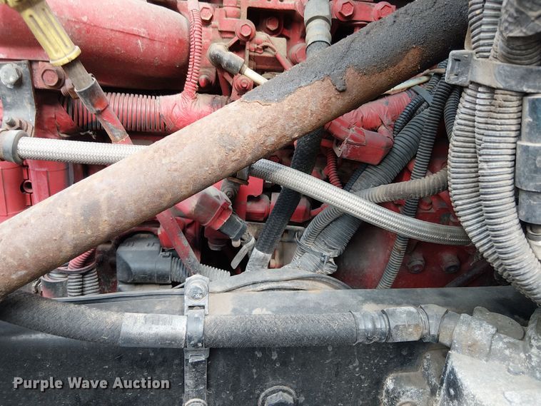 image for item EV4064 2012 Peterbilt 365 crane truck