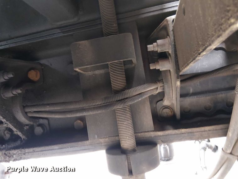 image for item EV4064 2012 Peterbilt 365 crane truck