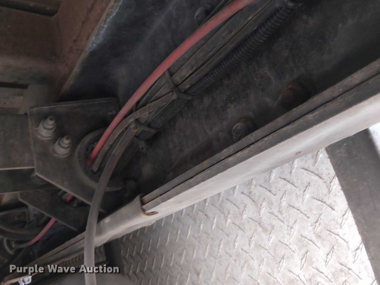 image for item EV4064 2012 Peterbilt 365 crane truck