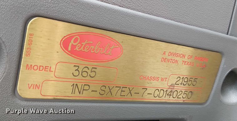 image for item EV4064 2012 Peterbilt 365 crane truck