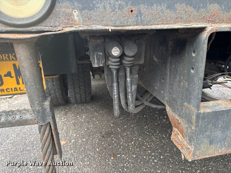 image for item EV4065 2008 Ford F750 bucket truck