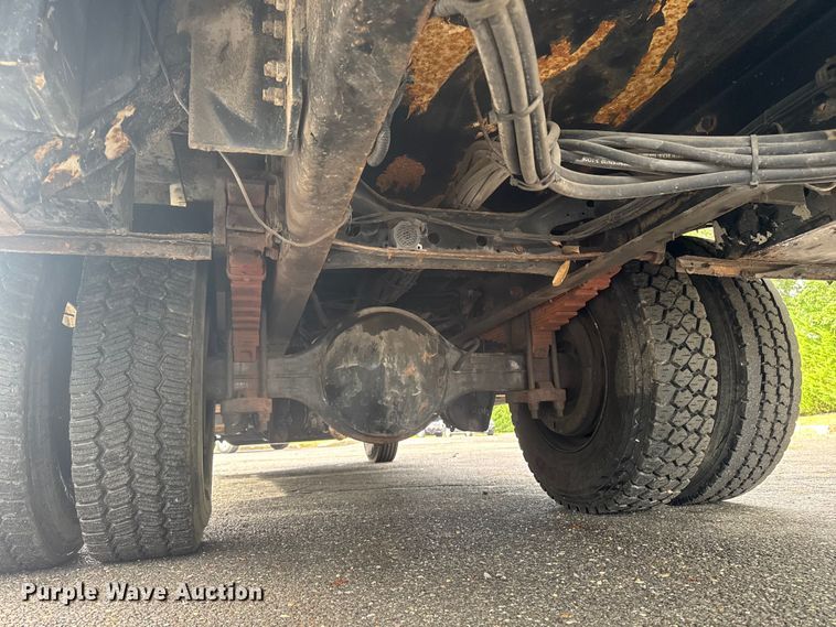 image for item EV4065 2008 Ford F750 bucket truck