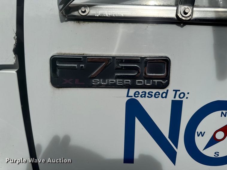 image for item EV4065 2008 Ford F750 bucket truck