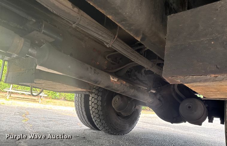 image for item EV4065 2008 Ford F750 bucket truck