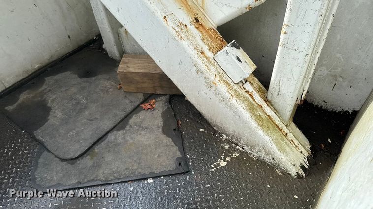 image for item EV4065 2008 Ford F750 bucket truck