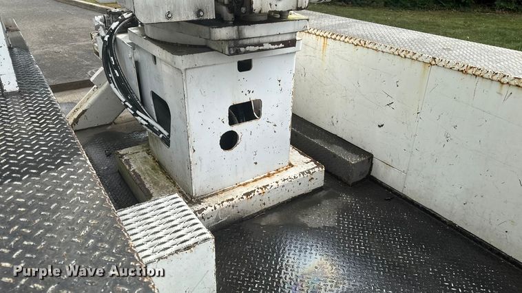 image for item EV4065 2008 Ford F750 bucket truck