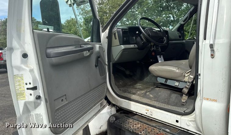 image for item EV4065 2008 Ford F750 bucket truck