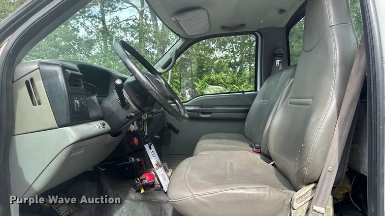 image for item EV4065 2008 Ford F750 bucket truck