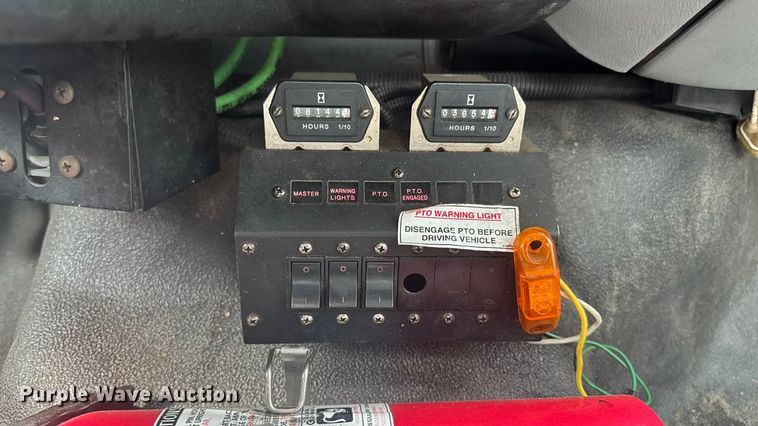 image for item EV4065 2008 Ford F750 bucket truck