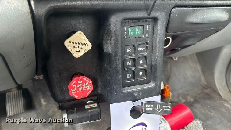 image for item EV4065 2008 Ford F750 bucket truck