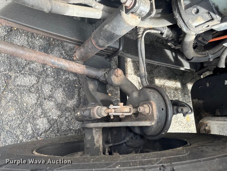 image for item EV4065 2008 Ford F750 bucket truck