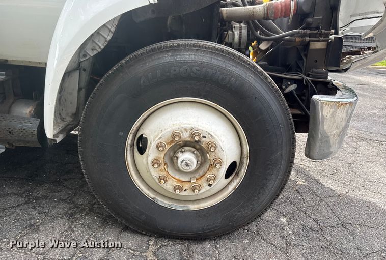 image for item EV4065 2008 Ford F750 bucket truck