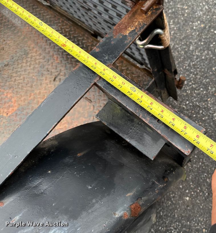 image for item EV4067 2001 Ringo utility trailer